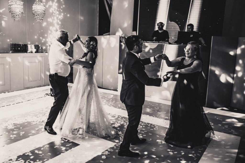 Matrimonio de Nacho y Nati en Santiago, Casona Aldunate – foto de Antonio Orellana (86)