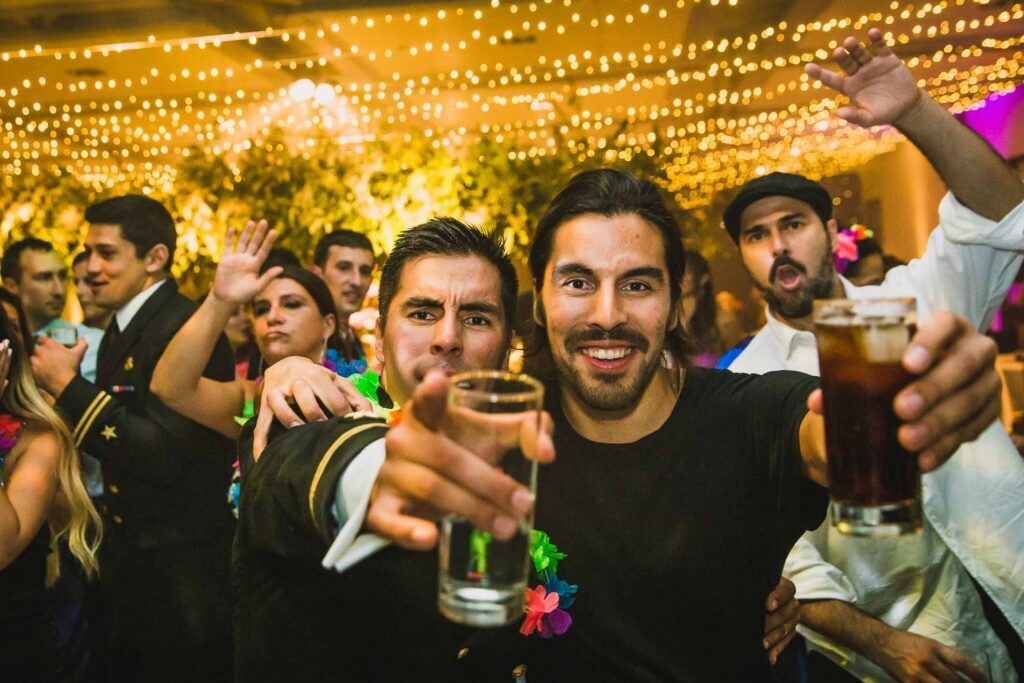 Matrimonio de Cata y Andres en Viña Del Mar, Club Naval Las Salinas – foto de Antonio Orellana (162)