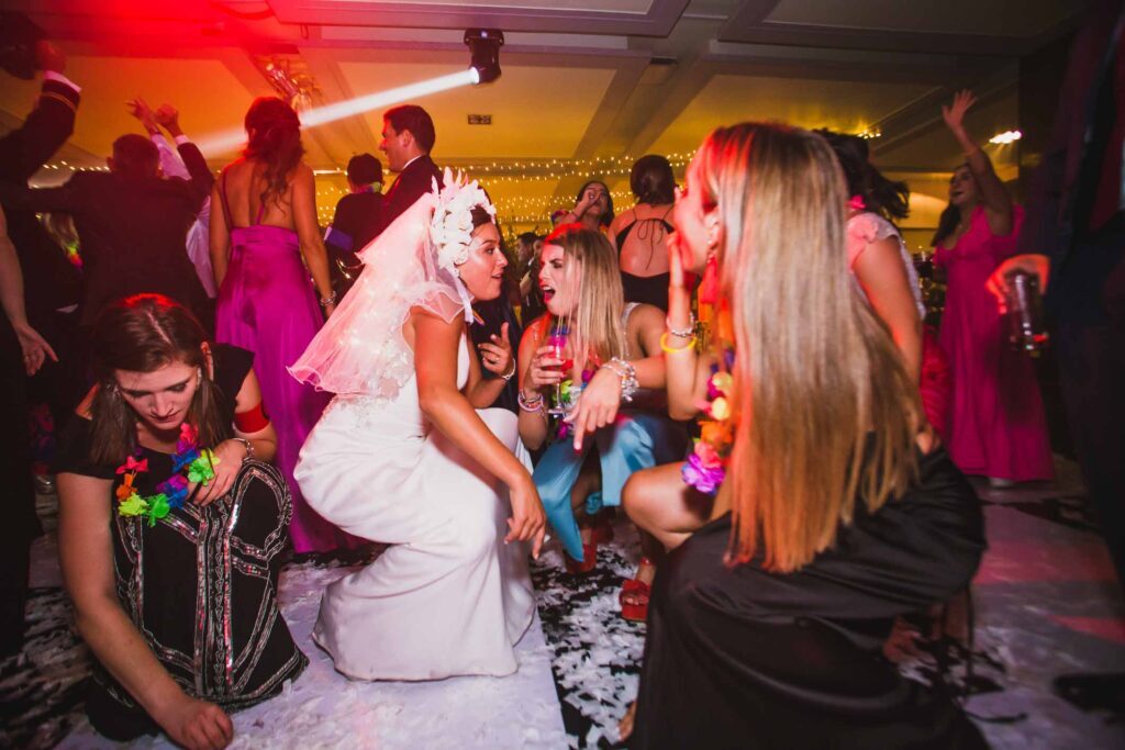Matrimonio de Cata y Andres en Viña Del Mar, Club Naval Las Salinas – foto de Antonio Orellana (149)