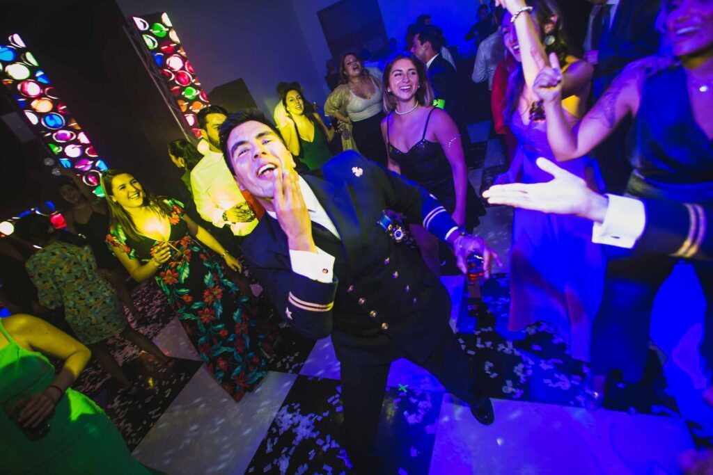 Matrimonio de Cata y Andres en Viña Del Mar, Club Naval Las Salinas – foto de Antonio Orellana (123)