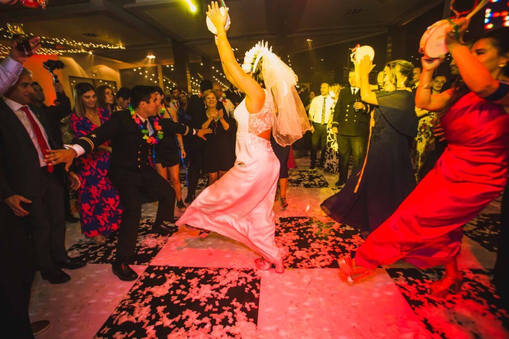 Matrimonio de Cata y Andres en Viña Del Mar, Club Naval Las Salinas – foto de Antonio Orellana (157)
