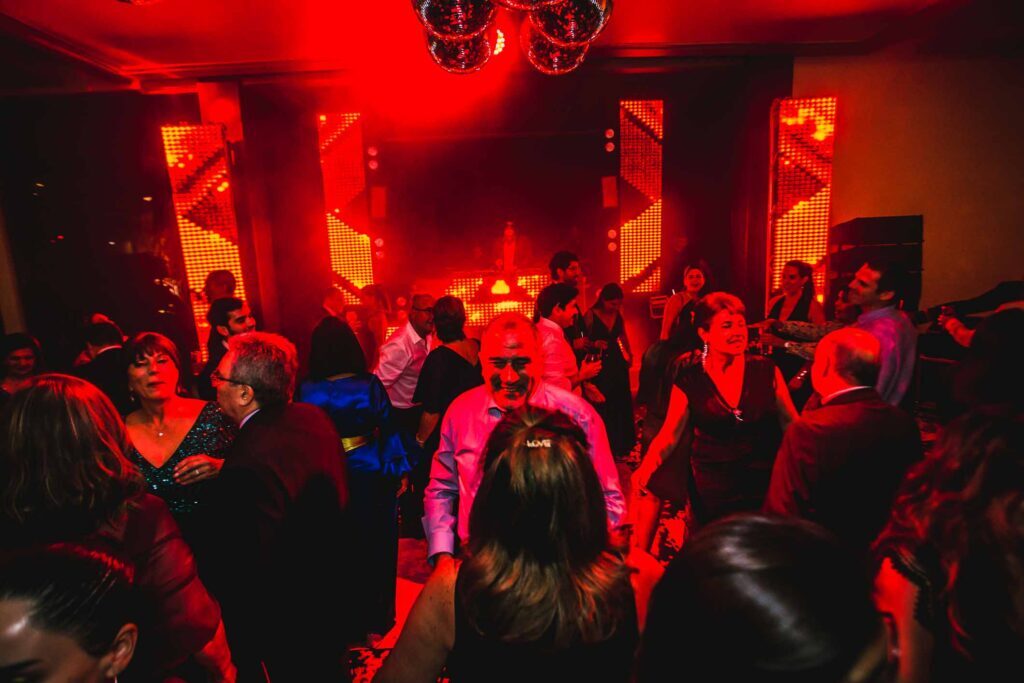 Matrimonio de Cata y Andres en Viña Del Mar, Club Naval Las Salinas – foto de Antonio Orellana (102)