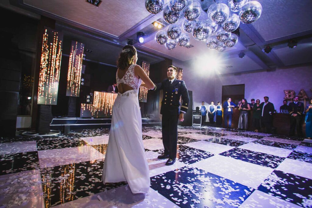 Matrimonio de Cata y Andres en Viña Del Mar, Club Naval Las Salinas – foto de Antonio Orellana (85)