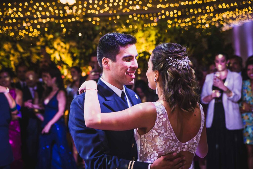 Matrimonio de Cata y Andres en Viña Del Mar, Club Naval Las Salinas – foto de Antonio Orellana (81)