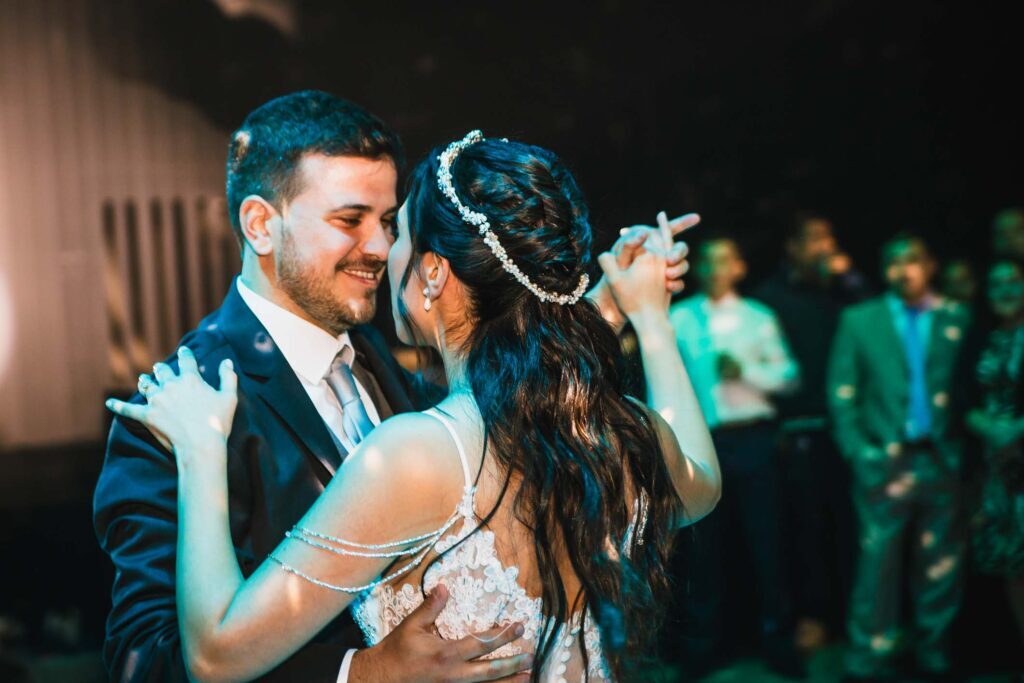 Matrimonio de Cami y Tomas en Santiago, Casona Macul – foto de Antonio Orellana (97)