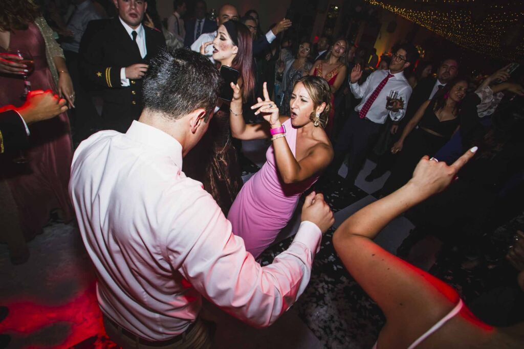 Matrimonio de Daniela y Ricardo en Viña Del Mar, Club Naval Las Salinas – foto de Antonio Orellana (82)