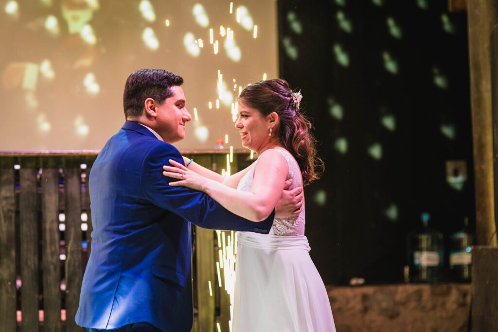 Matrimonio de Antonia y Alvaro en Los Almendros – foto de Antonio Orellana (105)