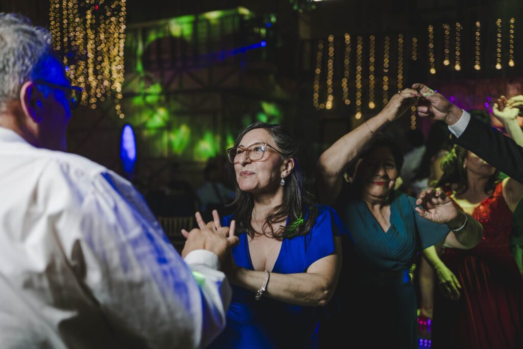 Matrimonio de Marcela y Andres en Santiago, Catamapu – foto de Antonio Orellana (111)