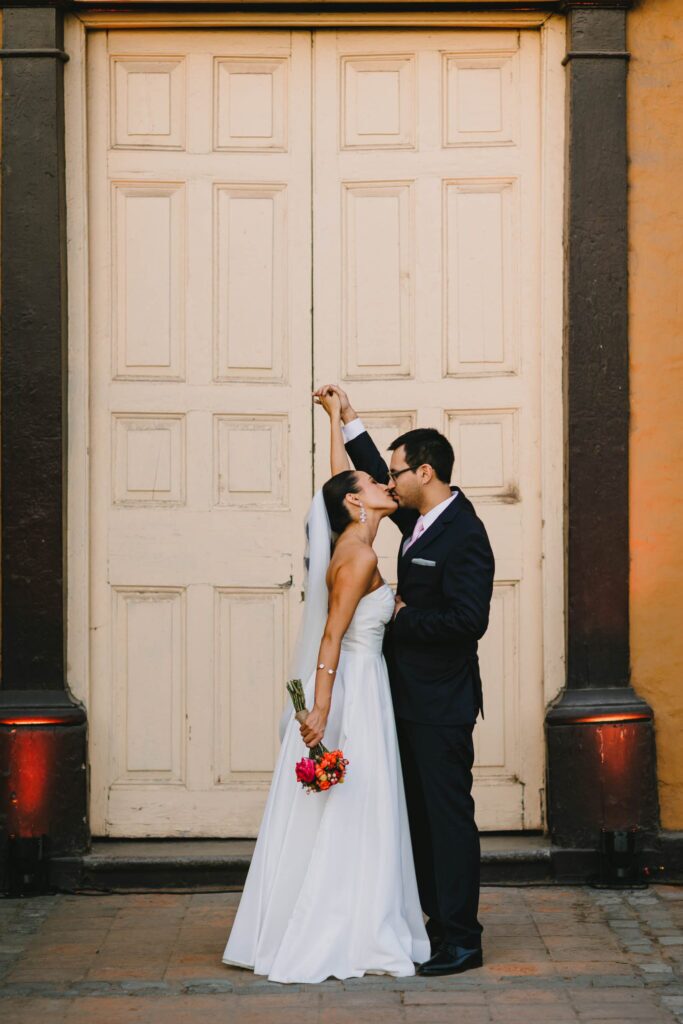 Matrimonio de Isa y Sergio en Santiago, Casona San Ignacio – foto de Antonio Orellana (113)