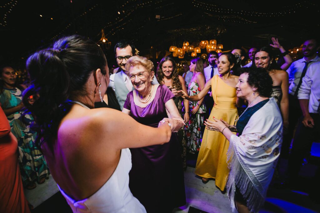 Matrimonio de Isa y Sergio en Santiago, Casona San Ignacio – foto de Antonio Orellana (155)