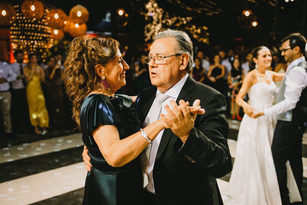 Matrimonio de Isa y Sergio en Santiago, Casona San Ignacio – foto de Antonio Orellana (146)