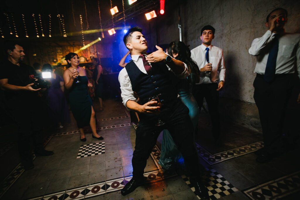 Matrimonio de Javito y Vani en Santiago, Catamapu – foto de Antonio Orellana (182)