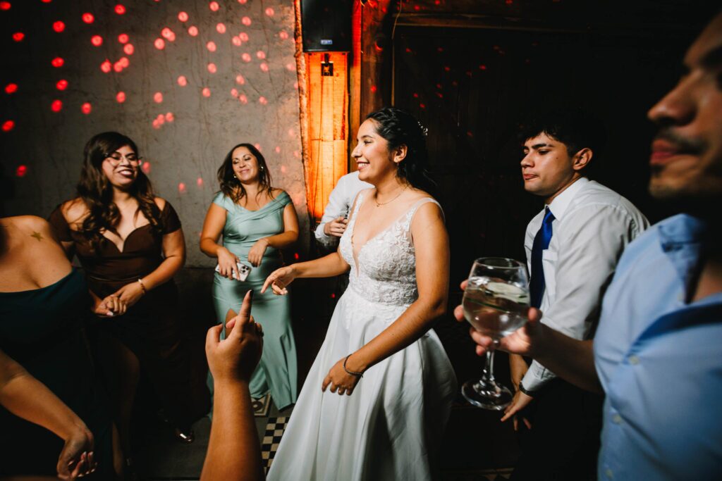 Matrimonio de Javito y Vani en Santiago, Catamapu – foto de Antonio Orellana (176)