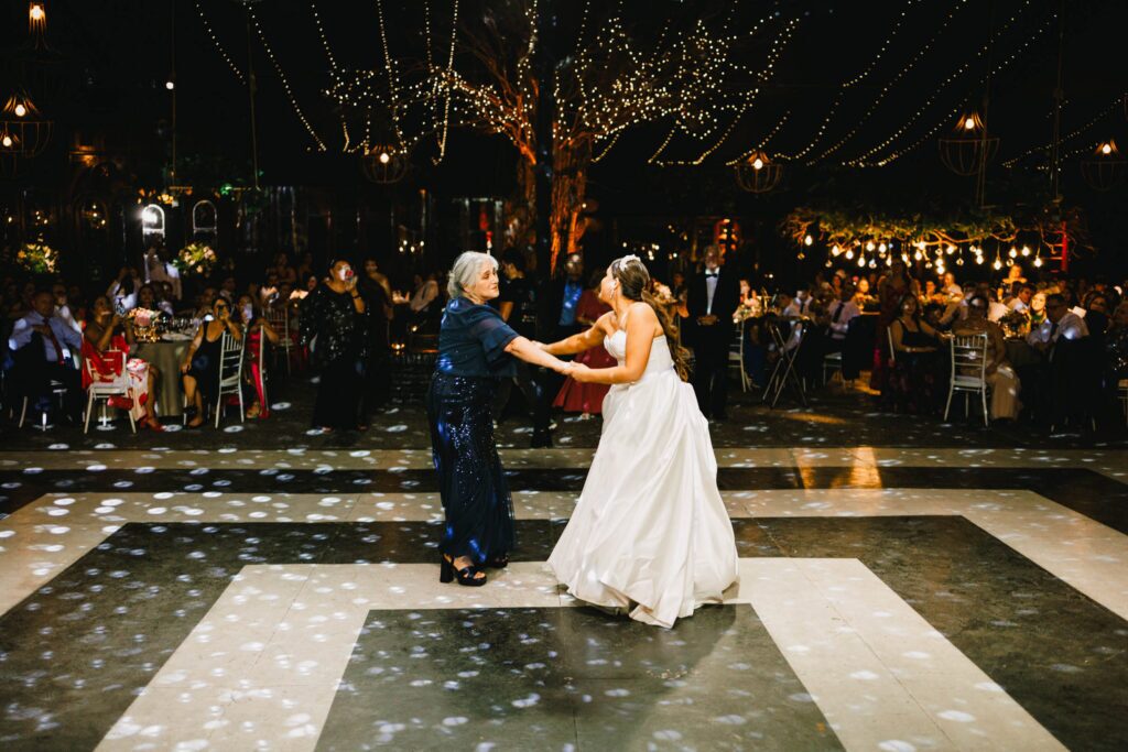 Matrimonio de Mario y Javiera en Santiago, Casona San Ignacio – foto de Antonio Orellana (136)