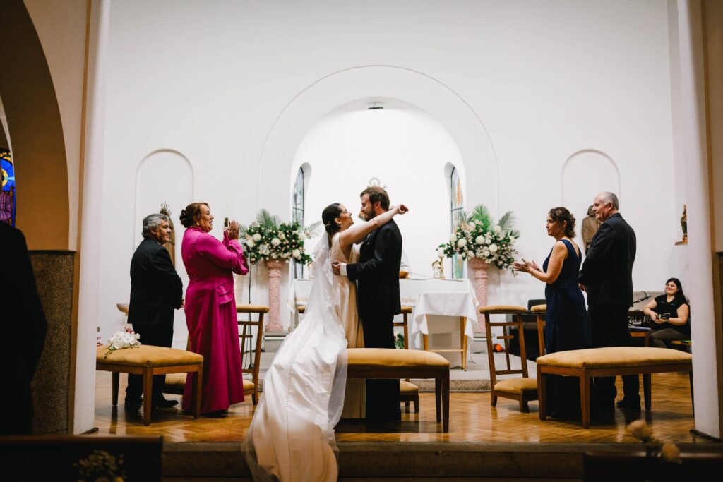 Matrimonio de Cata y Jose en Santiago, Estadio Español – foto de Antonio Orellana (91)