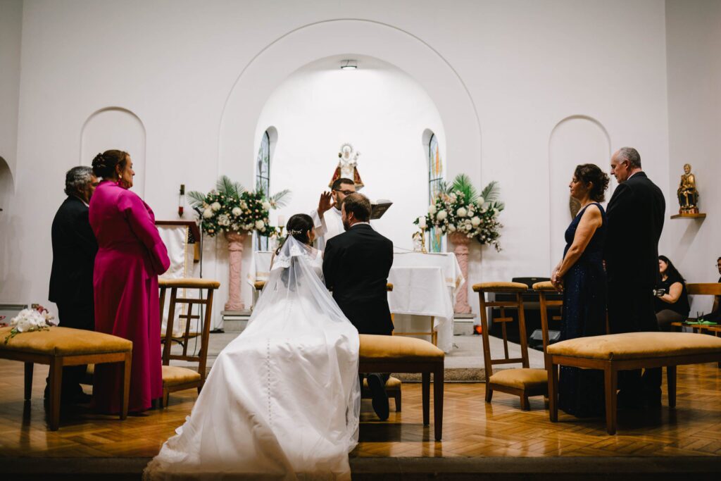 Matrimonio de Cata y Jose en Santiago, Estadio Español – foto de Antonio Orellana (88)