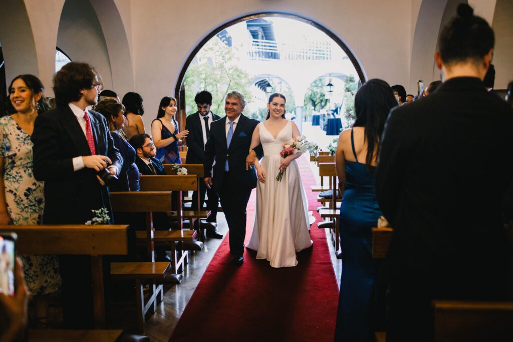 Matrimonio de Cata y Jose en Santiago, Estadio Español – foto de Antonio Orellana (54)