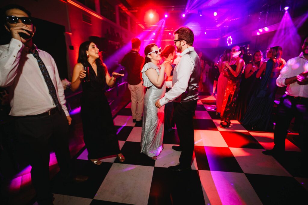 Matrimonio de Cata y Jose en Santiago, Estadio Español – foto de Antonio Orellana (163)