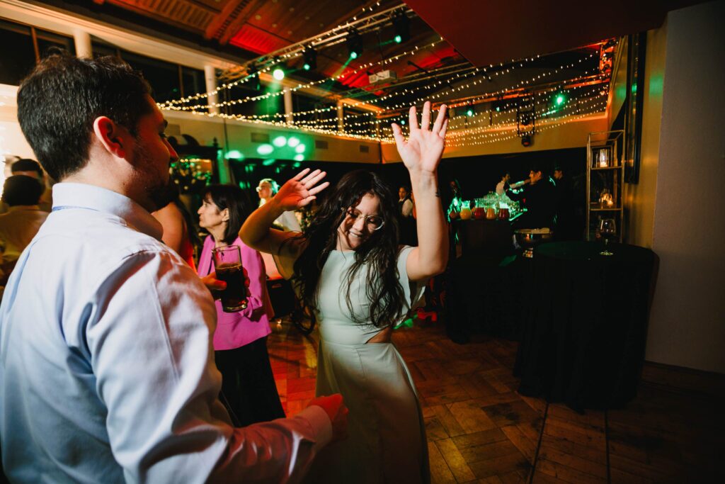 Matrimonio de Cata y Jose en Santiago, Estadio Español – foto de Antonio Orellana (146)