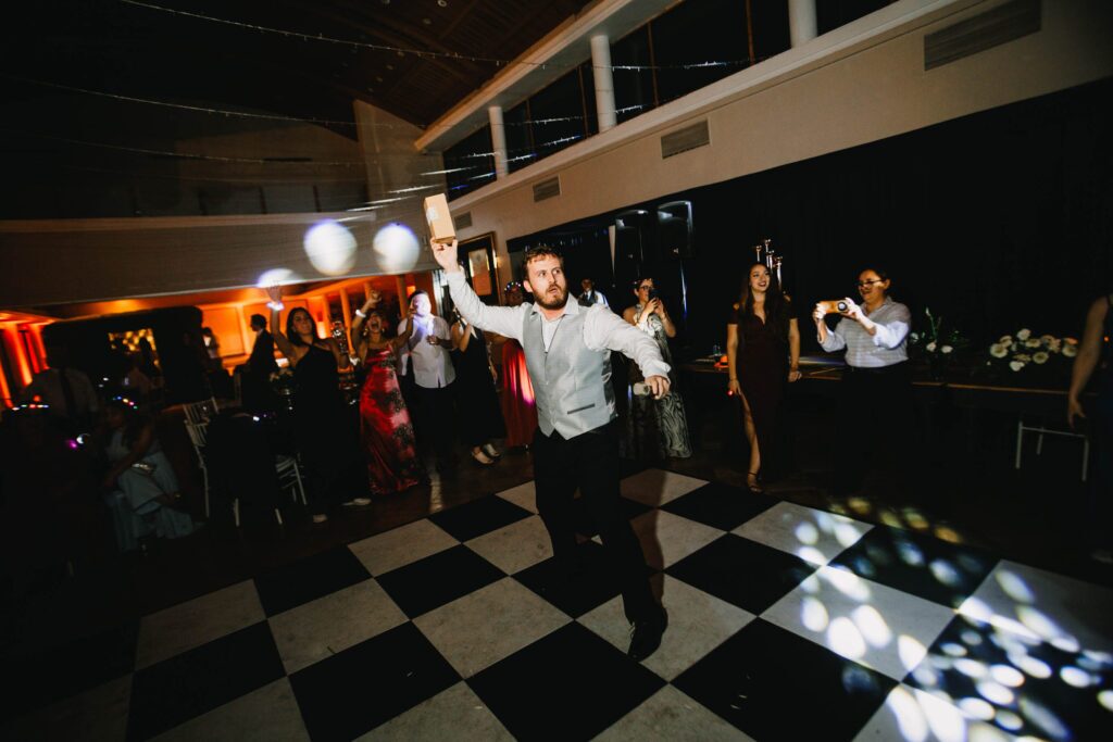 Matrimonio de Cata y Jose en Santiago, Estadio Español – foto de Antonio Orellana (187)