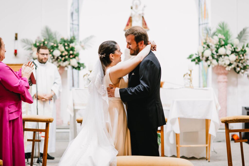 Matrimonio de Cata y Jose en Santiago, Estadio Español – foto de Antonio Orellana (94)